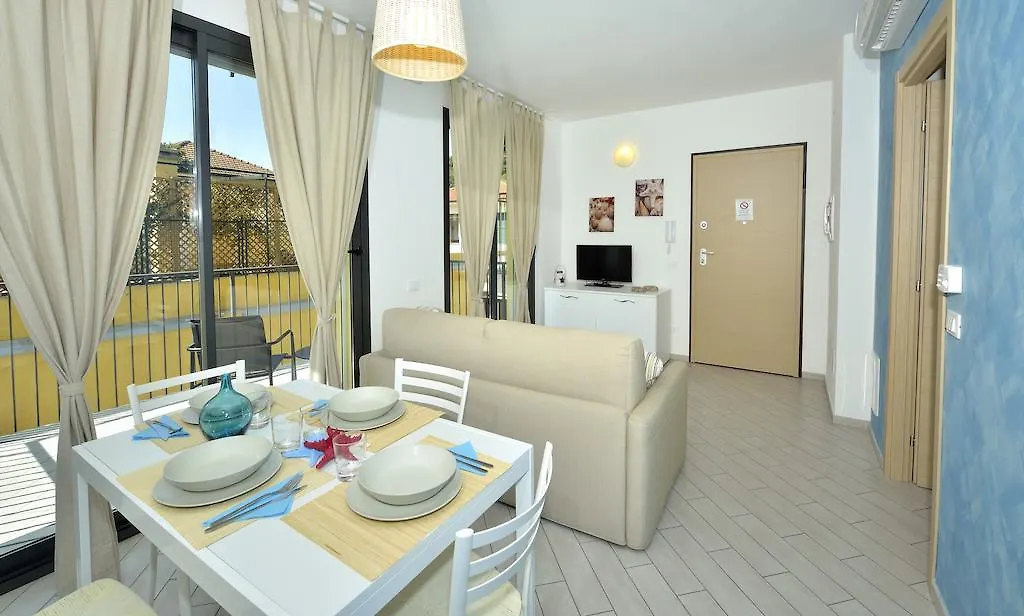 Residence Serenella Diano Marina 3*,