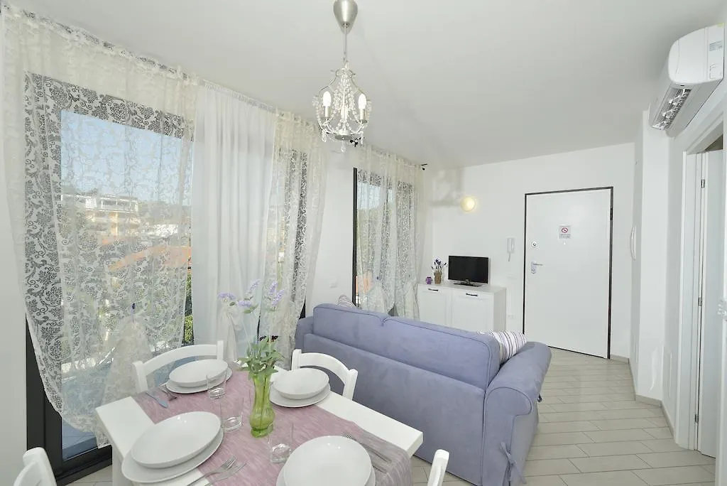 Residence Serenella Diano Marina Aparthotel