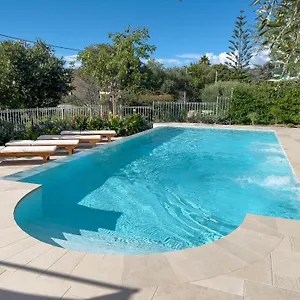 La Rodina Villa